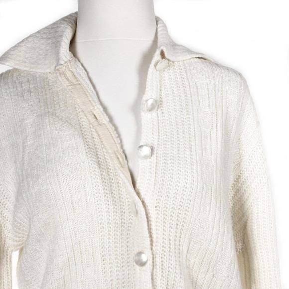 Vintage White Button Up Cardigan Sweater w Collar 70s Deadstock NWT 40 - Hey Viv - Picture 3 of 6